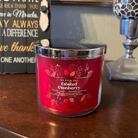 Bath & Body Works Accents Bath Body Works Frosted Cranberry Large 3